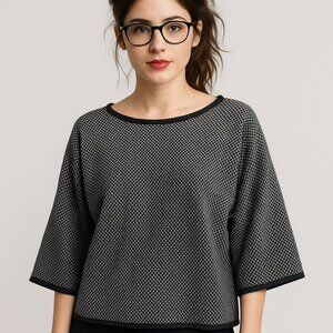 Max Studio London Black & White Diamond Patterned Poncho Sweater Top W/ 3/4 Slee